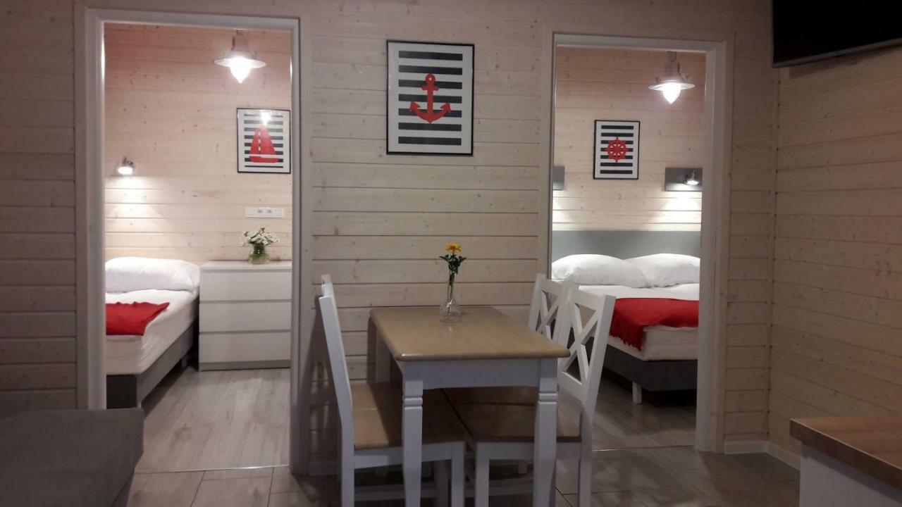 Domki Morska Przygoda Sarbinowo Buitenkant foto